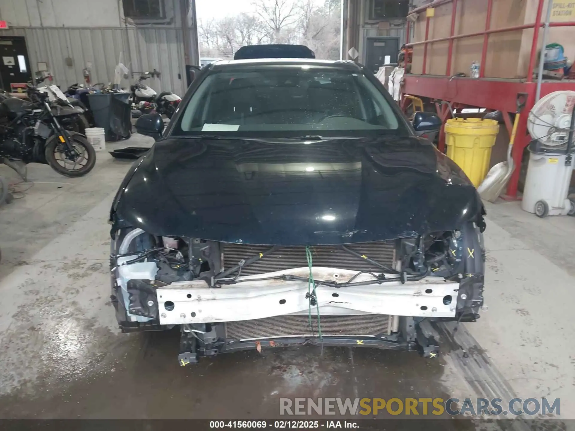 12 Photograph of a damaged car 4T1B11HKXKU264268 TOYOTA CAMRY 2019