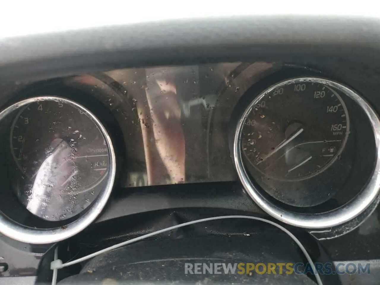 9 Photograph of a damaged car 4T1B11HKXKU265663 TOYOTA CAMRY 2019
