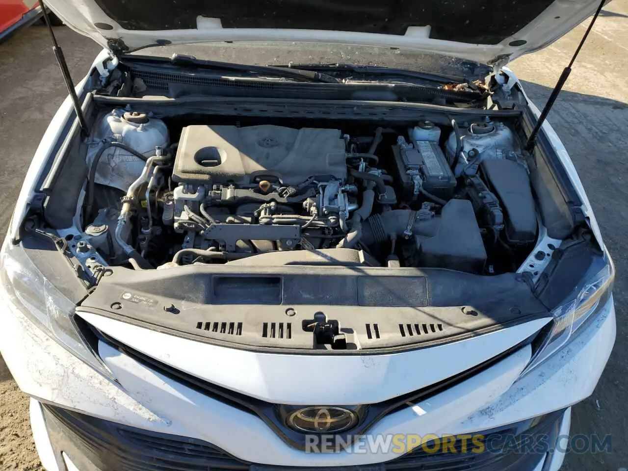 11 Photograph of a damaged car 4T1B11HKXKU267249 TOYOTA CAMRY 2019