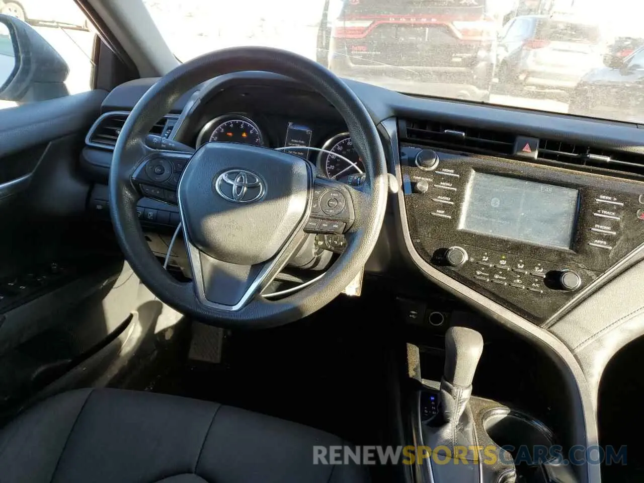 8 Photograph of a damaged car 4T1B11HKXKU267249 TOYOTA CAMRY 2019