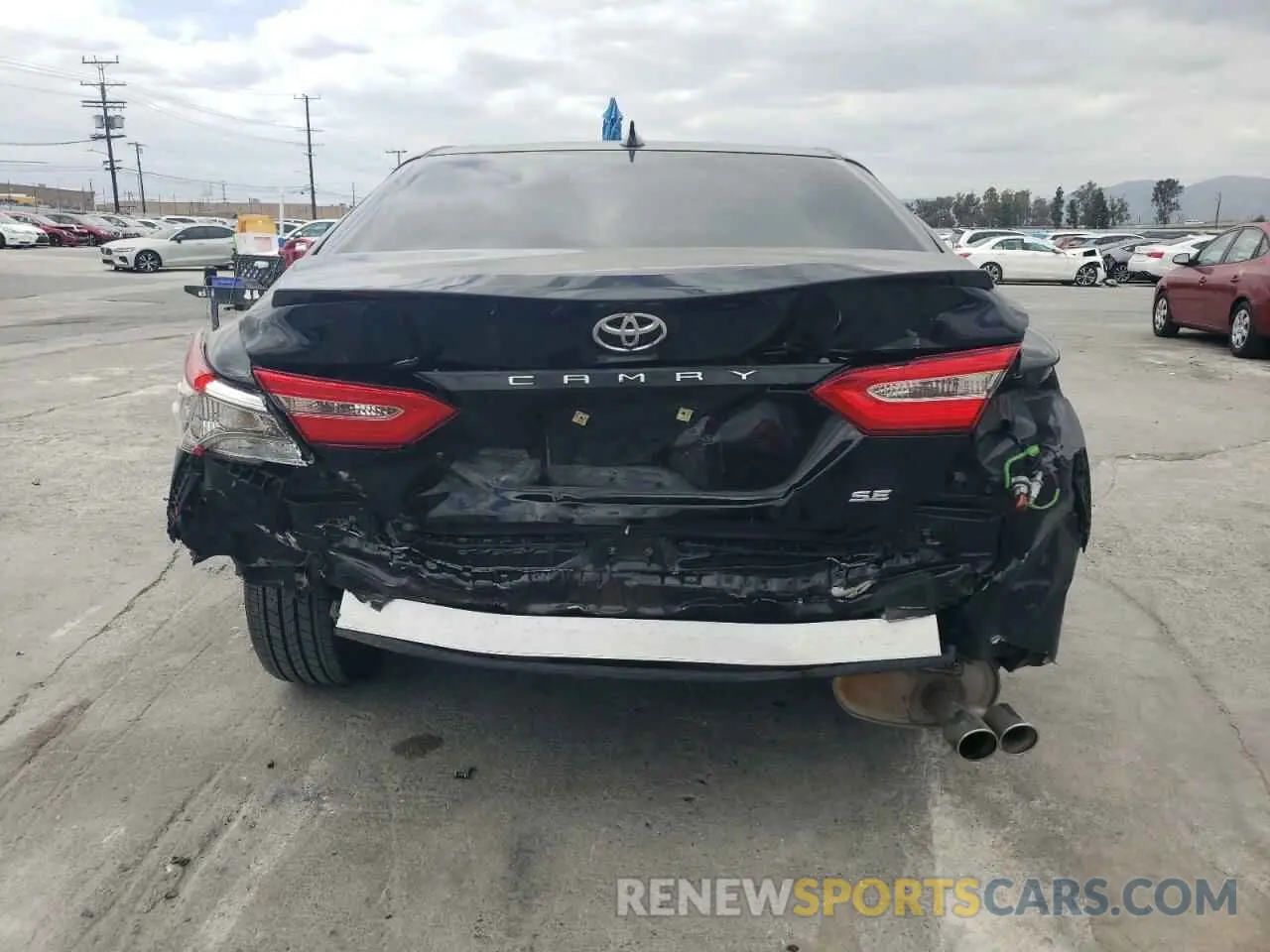 6 Фотография поврежденного автомобиля 4T1B11HKXKU274976 TOYOTA CAMRY 2019