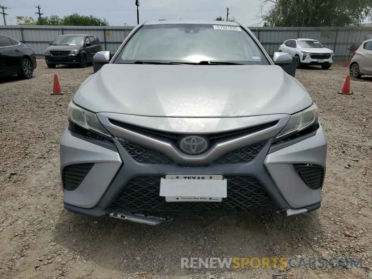 5 Фотография поврежденного автомобиля 4T1B11HKXKU279482 TOYOTA CAMRY 2019