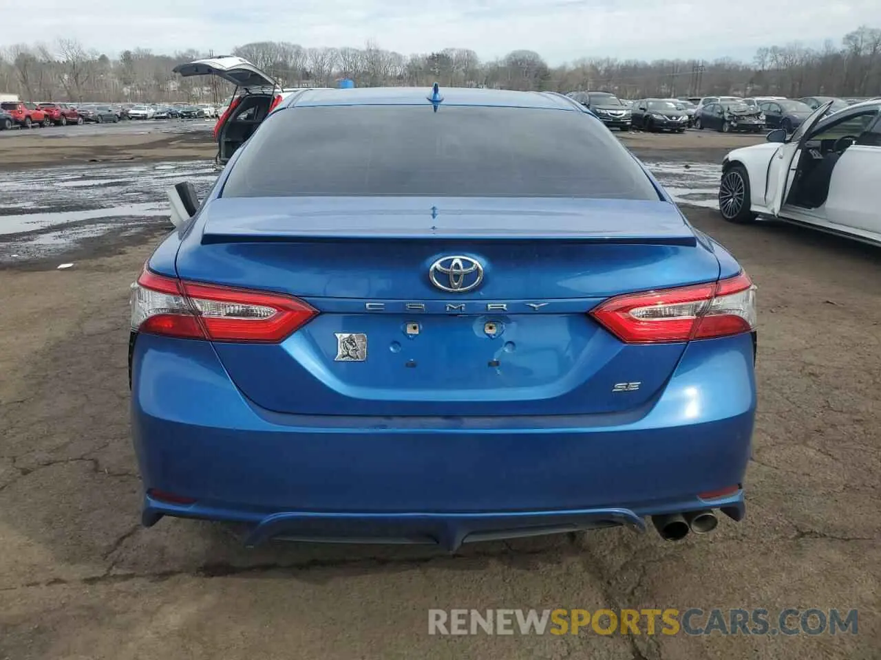 6 Photograph of a damaged car 4T1B11HKXKU287288 TOYOTA CAMRY 2019