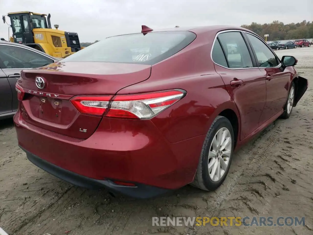 4 Photograph of a damaged car 4T1B11HKXKU683723 TOYOTA CAMRY 2019