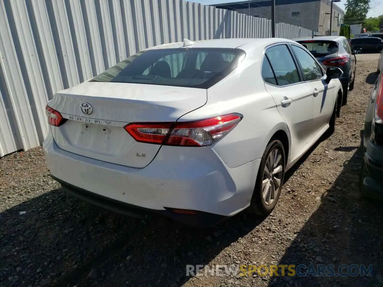 4 Photograph of a damaged car 4T1B11HKXKU685844 TOYOTA CAMRY 2019