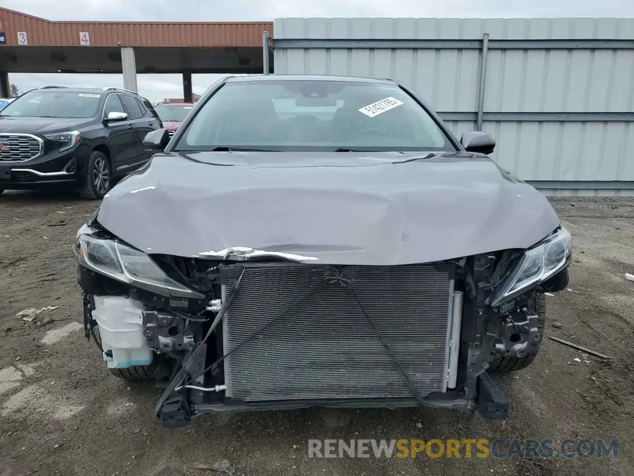 5 Photograph of a damaged car 4T1B11HKXKU690106 TOYOTA CAMRY 2019