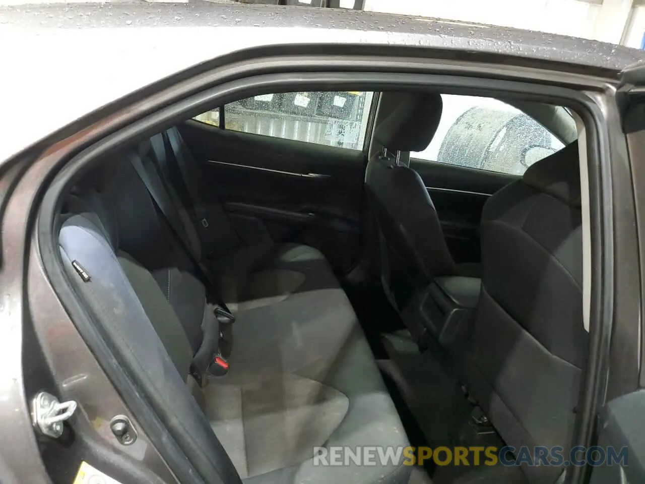 10 Фотография поврежденного автомобиля 4T1B11HKXKU695368 TOYOTA CAMRY 2019