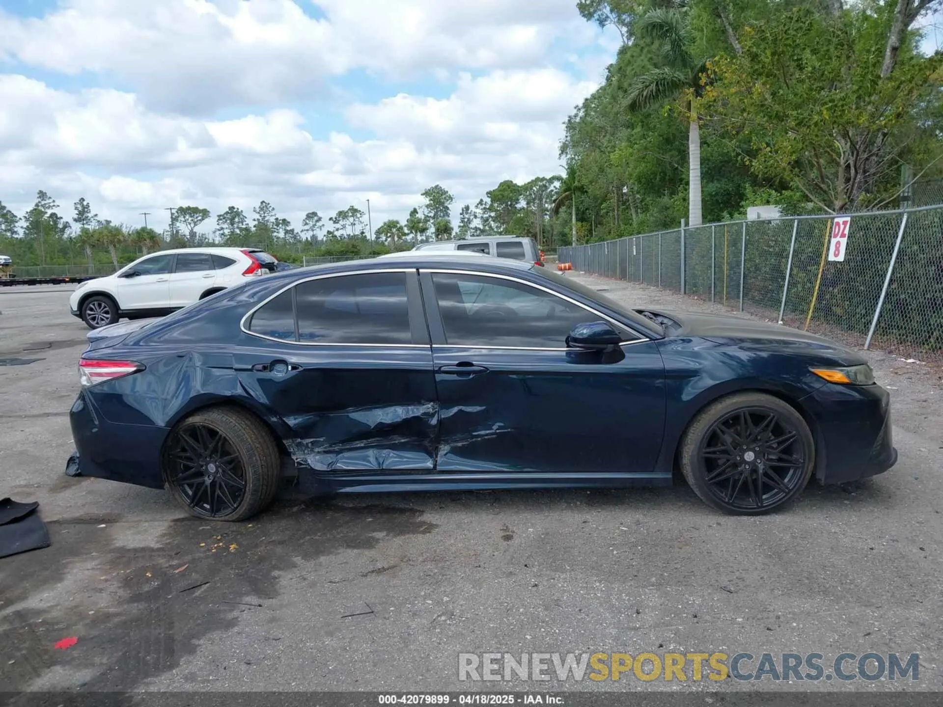 13 Фотография поврежденного автомобиля 4T1B11HKXKU723766 TOYOTA CAMRY 2019