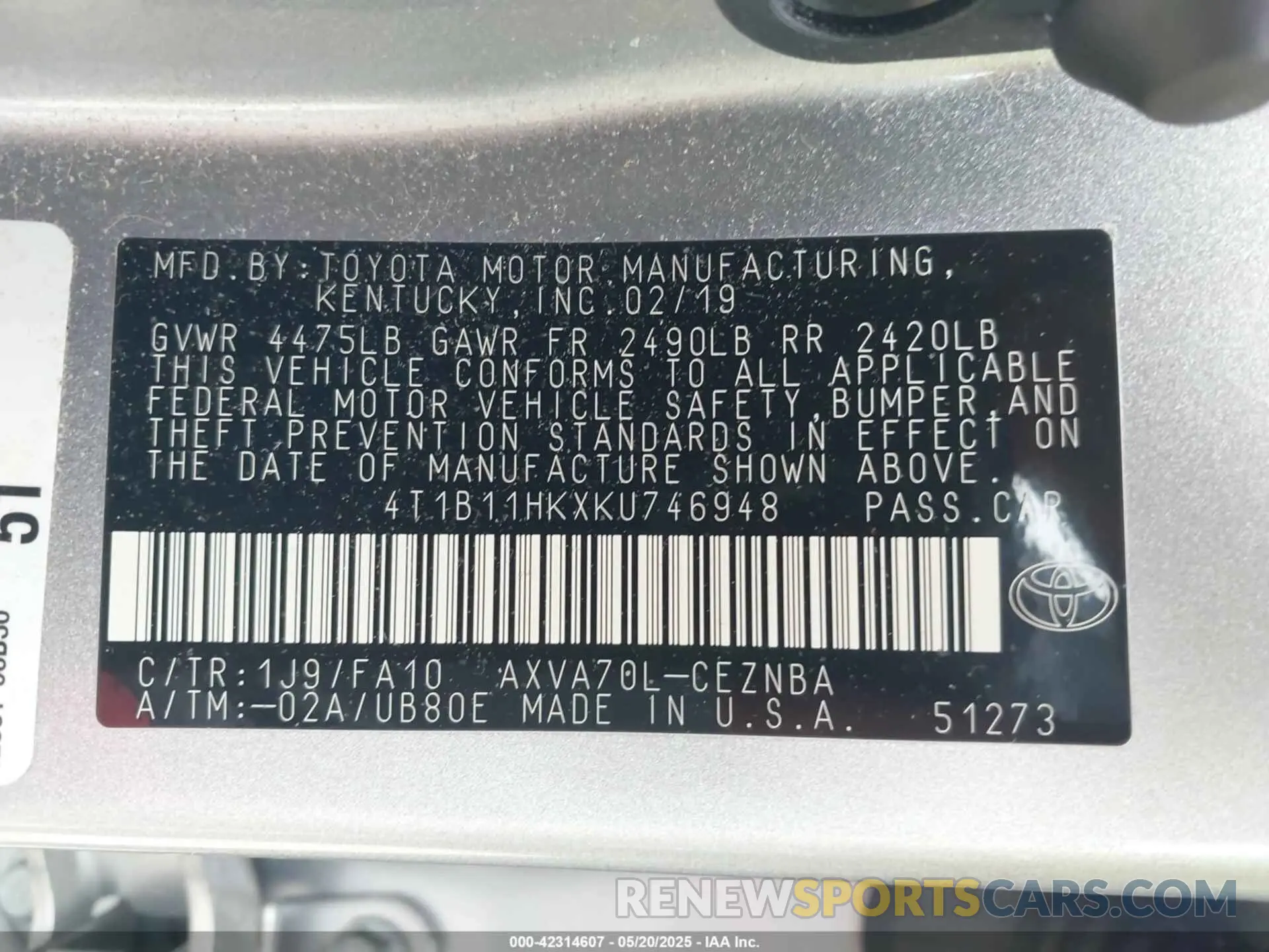 9 Photograph of a damaged car 4T1B11HKXKU746948 TOYOTA CAMRY 2019