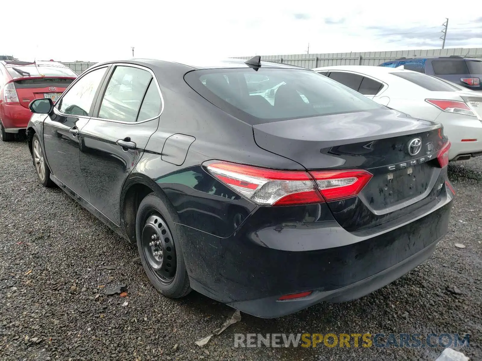 3 Photograph of a damaged car 4T1B11HKXKU765242 TOYOTA CAMRY 2019