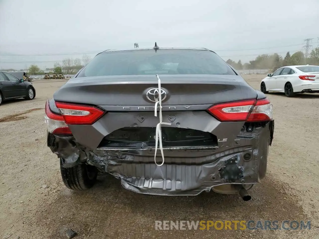 6 Photograph of a damaged car 4T1B11HKXKU772773 TOYOTA CAMRY 2019