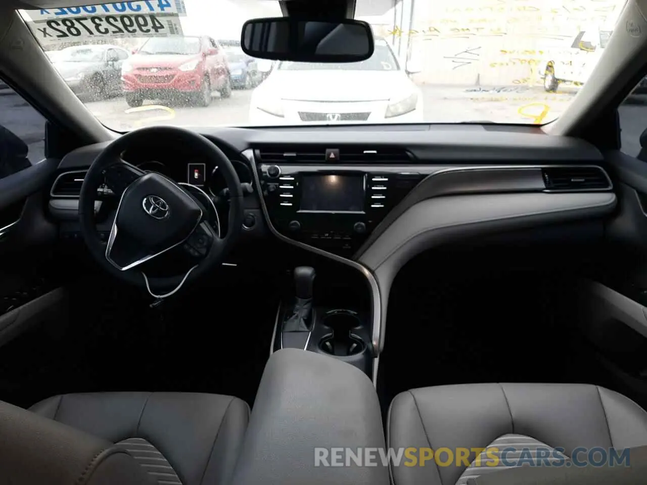 9 Photograph of a damaged car 4T1B11HKXKU776399 TOYOTA CAMRY 2019