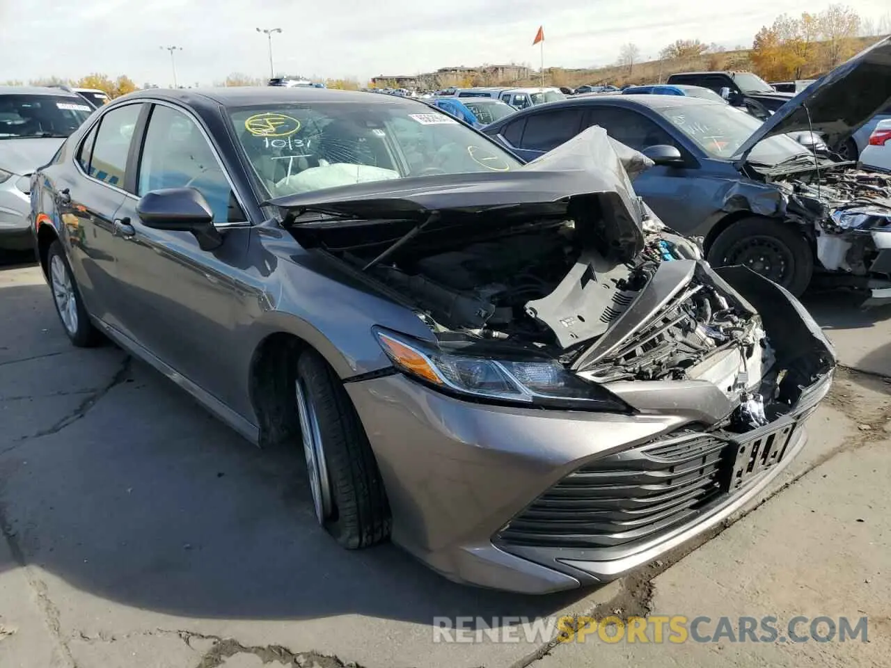 1 Photograph of a damaged car 4T1B11HKXKU779187 TOYOTA CAMRY 2019