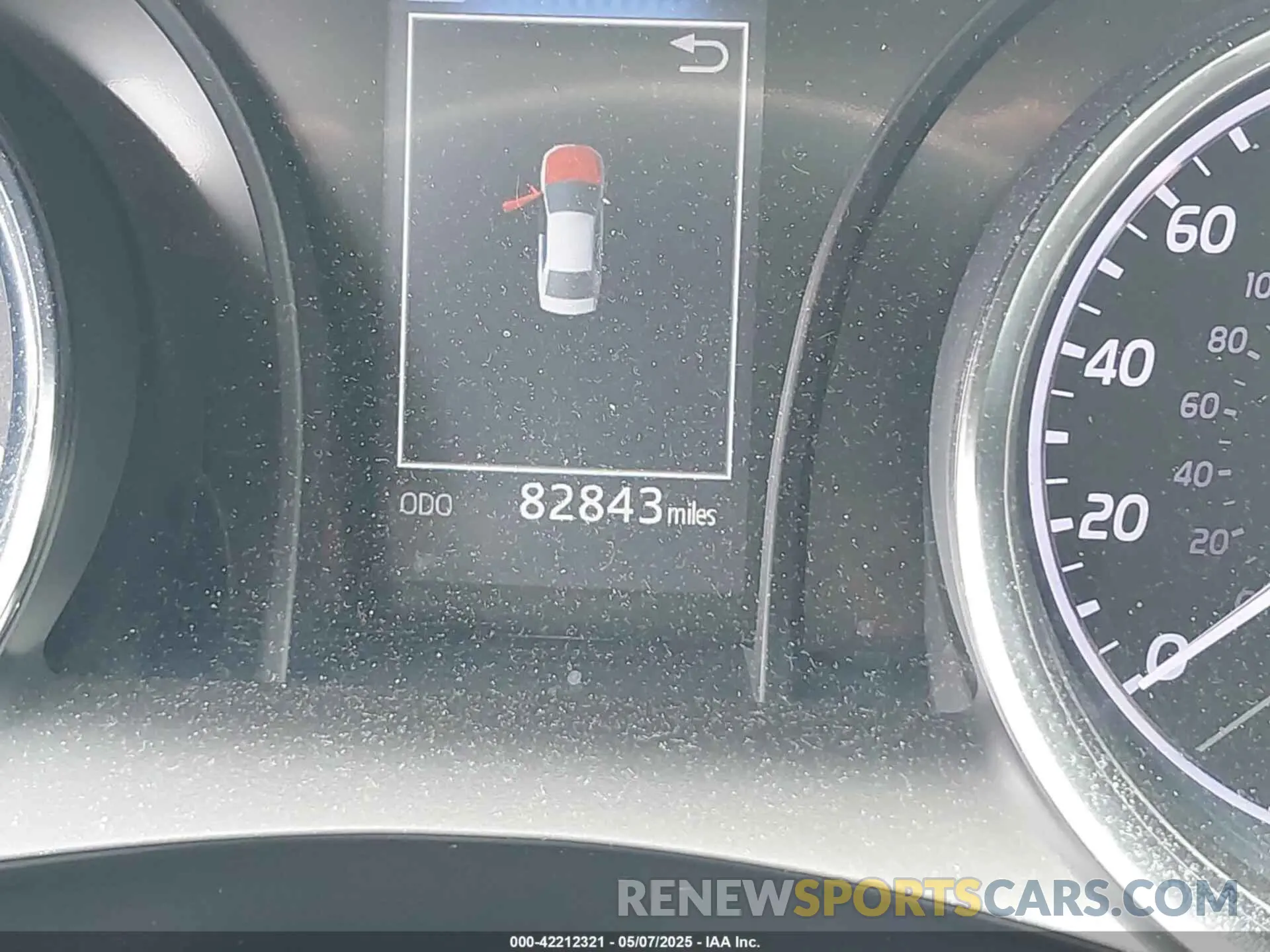 15 Photograph of a damaged car 4T1B11HKXKU786639 TOYOTA CAMRY 2019