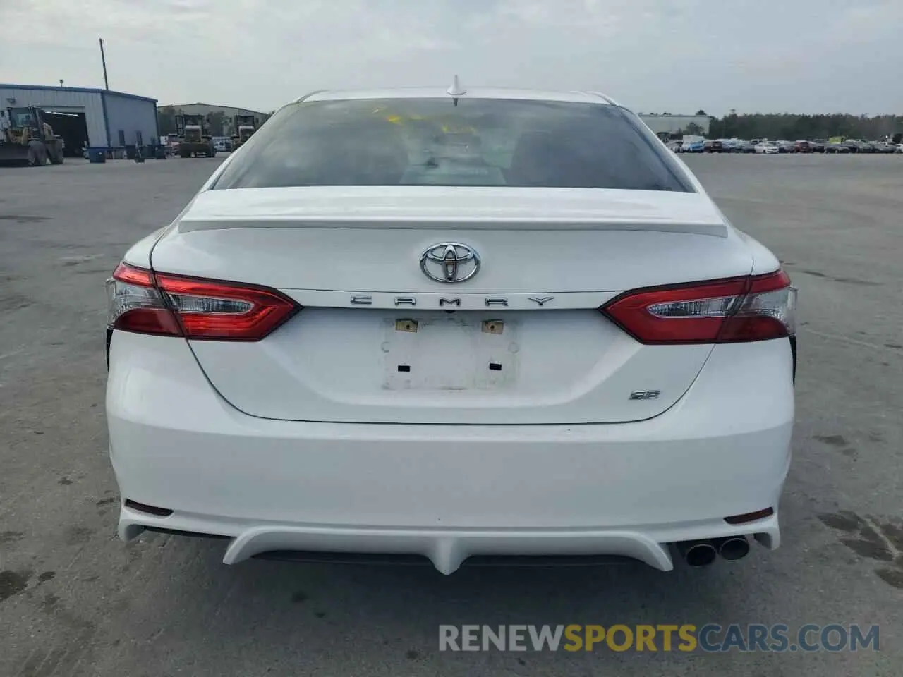 6 Photograph of a damaged car 4T1B11HKXKU795339 TOYOTA CAMRY 2019