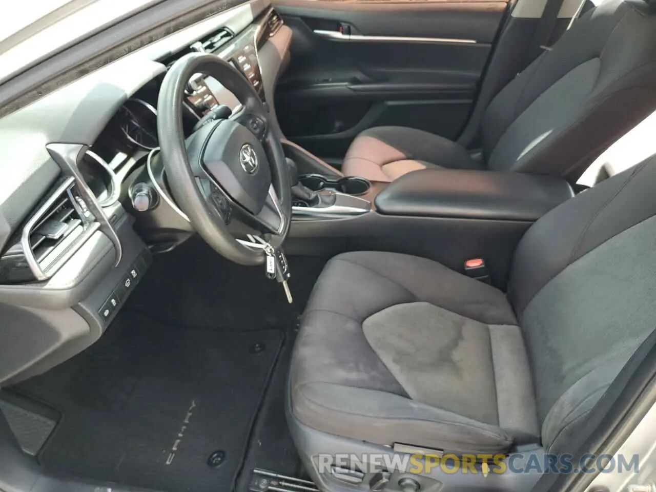 7 Фотография поврежденного автомобиля 4T1B11HKXKU799245 TOYOTA CAMRY 2019