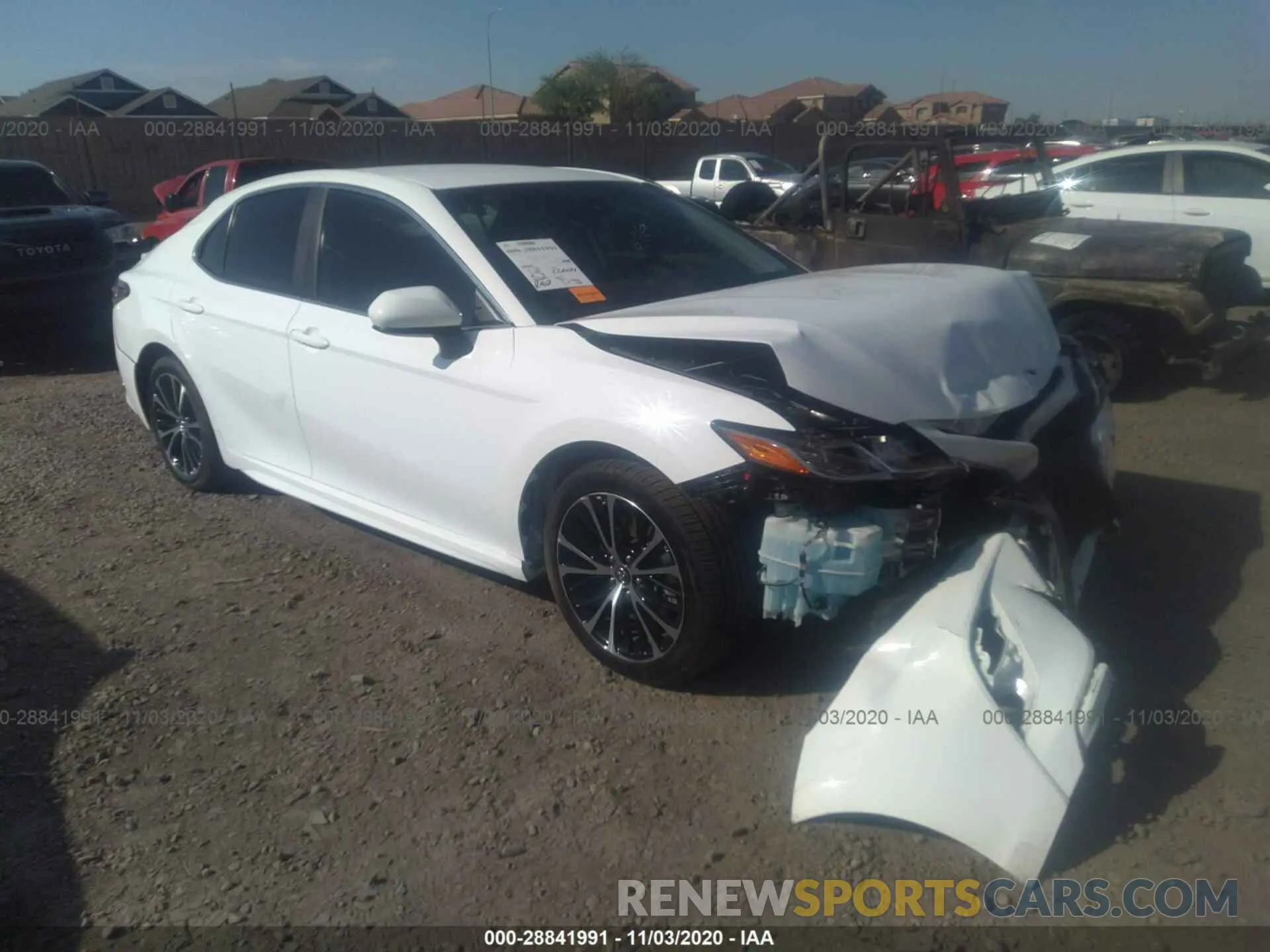 1 Photograph of a damaged car 4T1B11HKXKU800099 TOYOTA CAMRY 2019