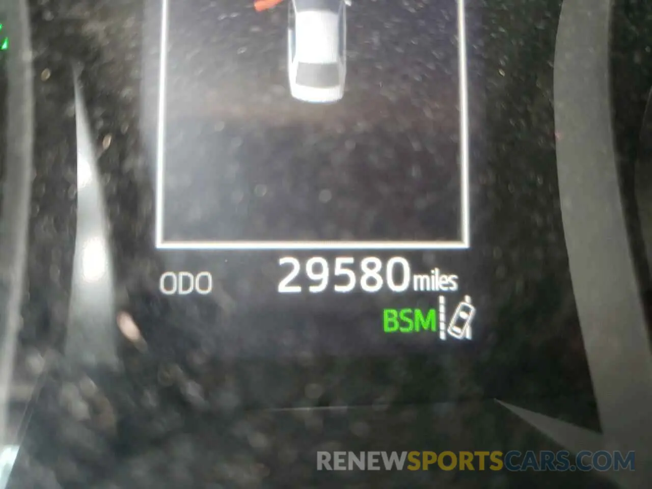 8 Photograph of a damaged car 4T1B11HKXKU806811 TOYOTA CAMRY 2019