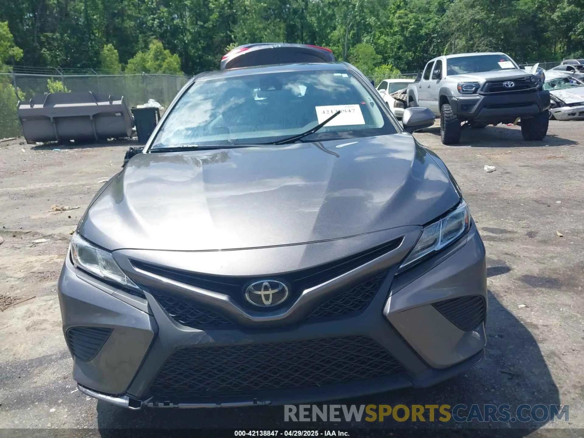 13 Photograph of a damaged car 4T1B11HKXKU825259 TOYOTA CAMRY 2019