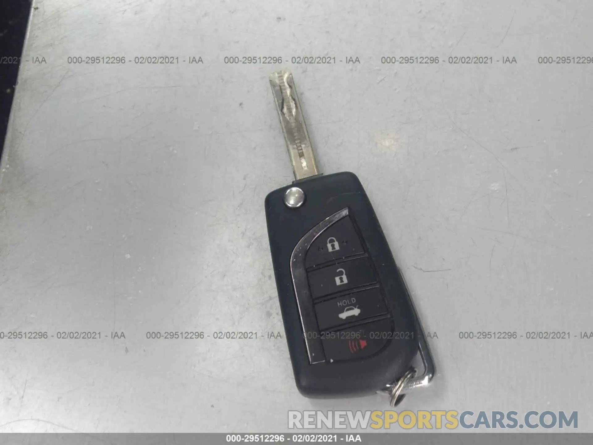 11 Photograph of a damaged car 4T1B11HKXKU844877 TOYOTA CAMRY 2019
