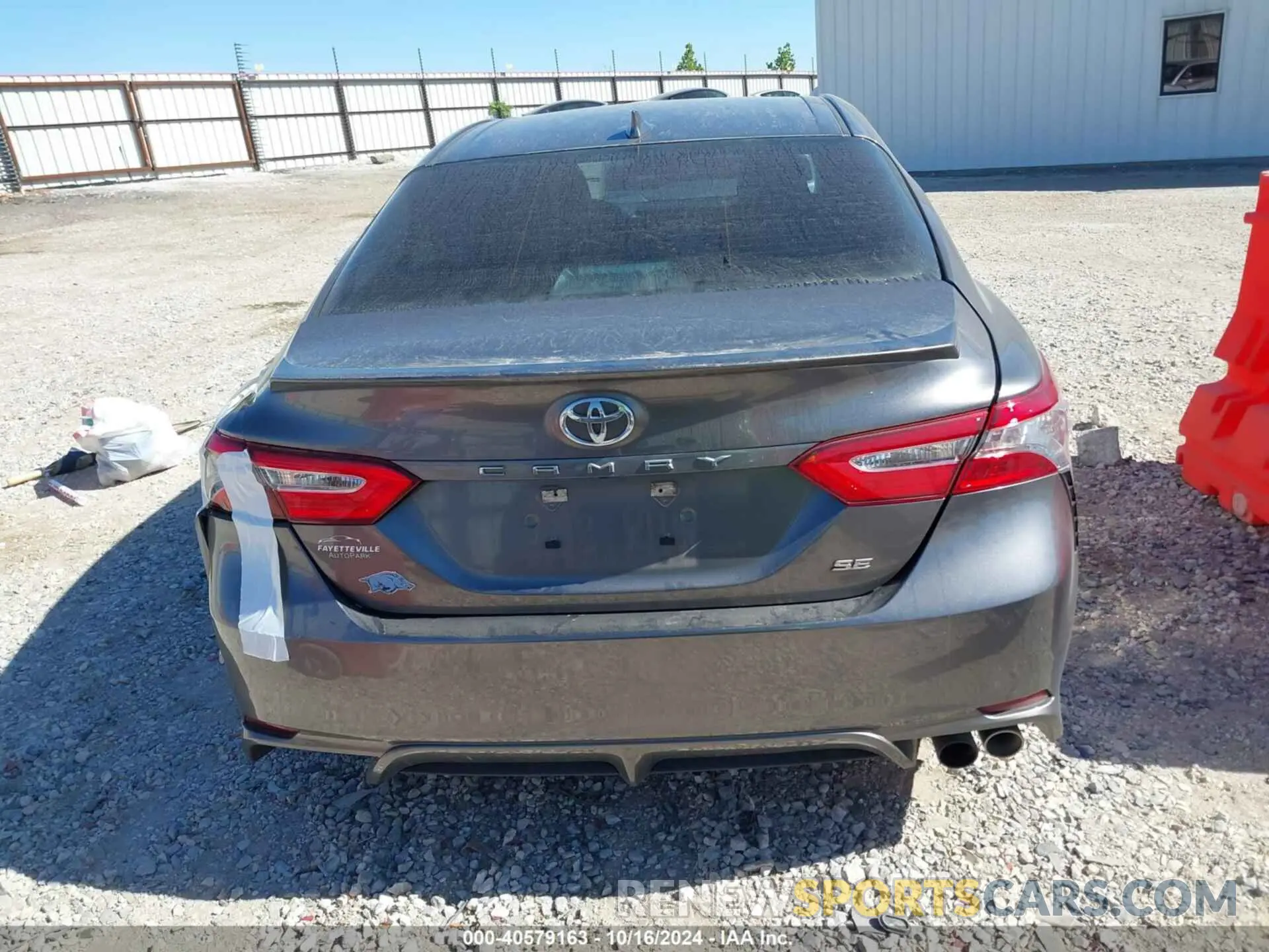16 Фотография поврежденного автомобиля 4T1B11HKXKU846984 TOYOTA CAMRY 2019