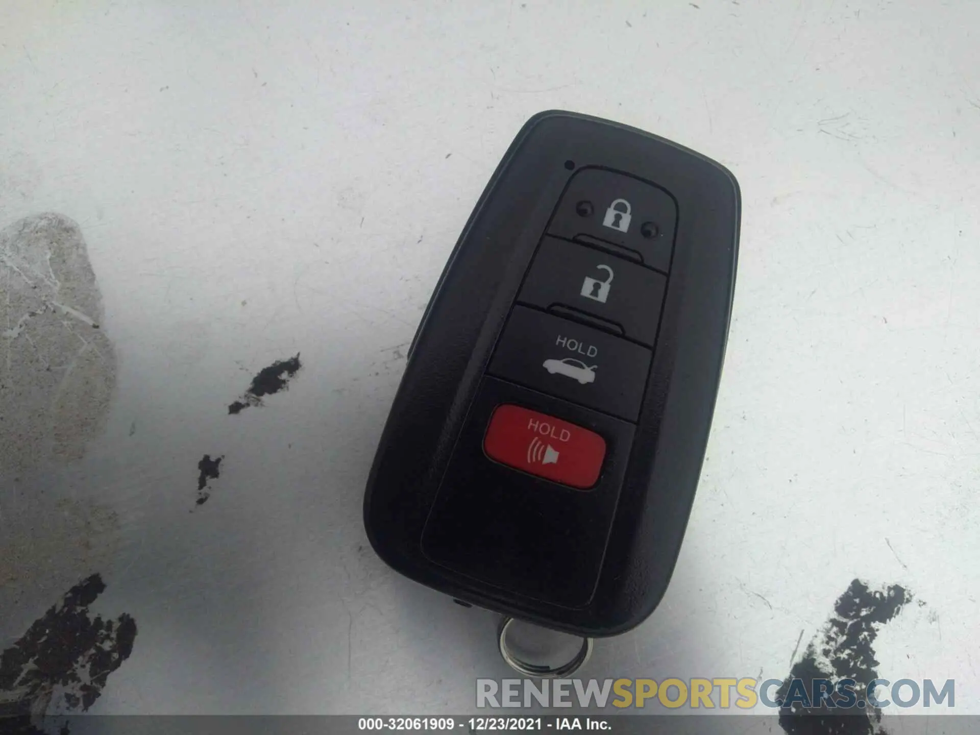 11 Photograph of a damaged car 4T1B11HKXKU848315 TOYOTA CAMRY 2019