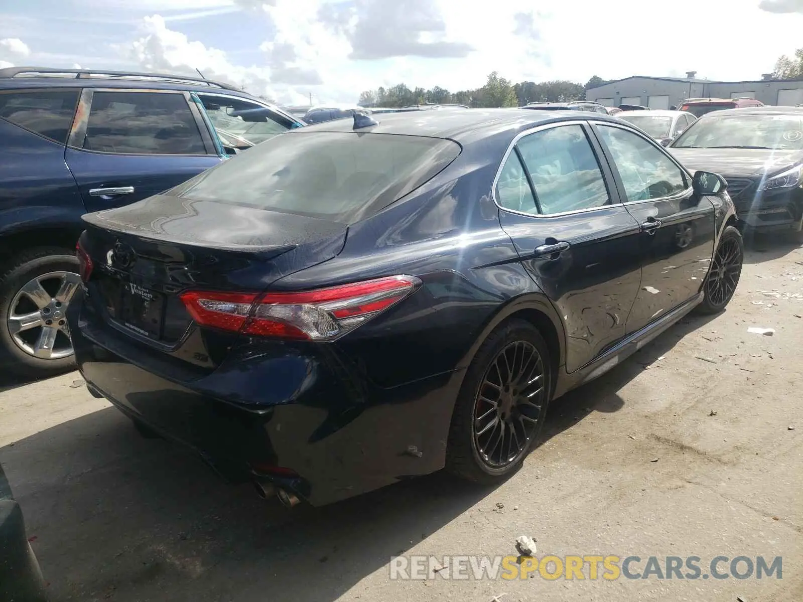4 Photograph of a damaged car 4T1B11HKXKU854194 TOYOTA CAMRY 2019