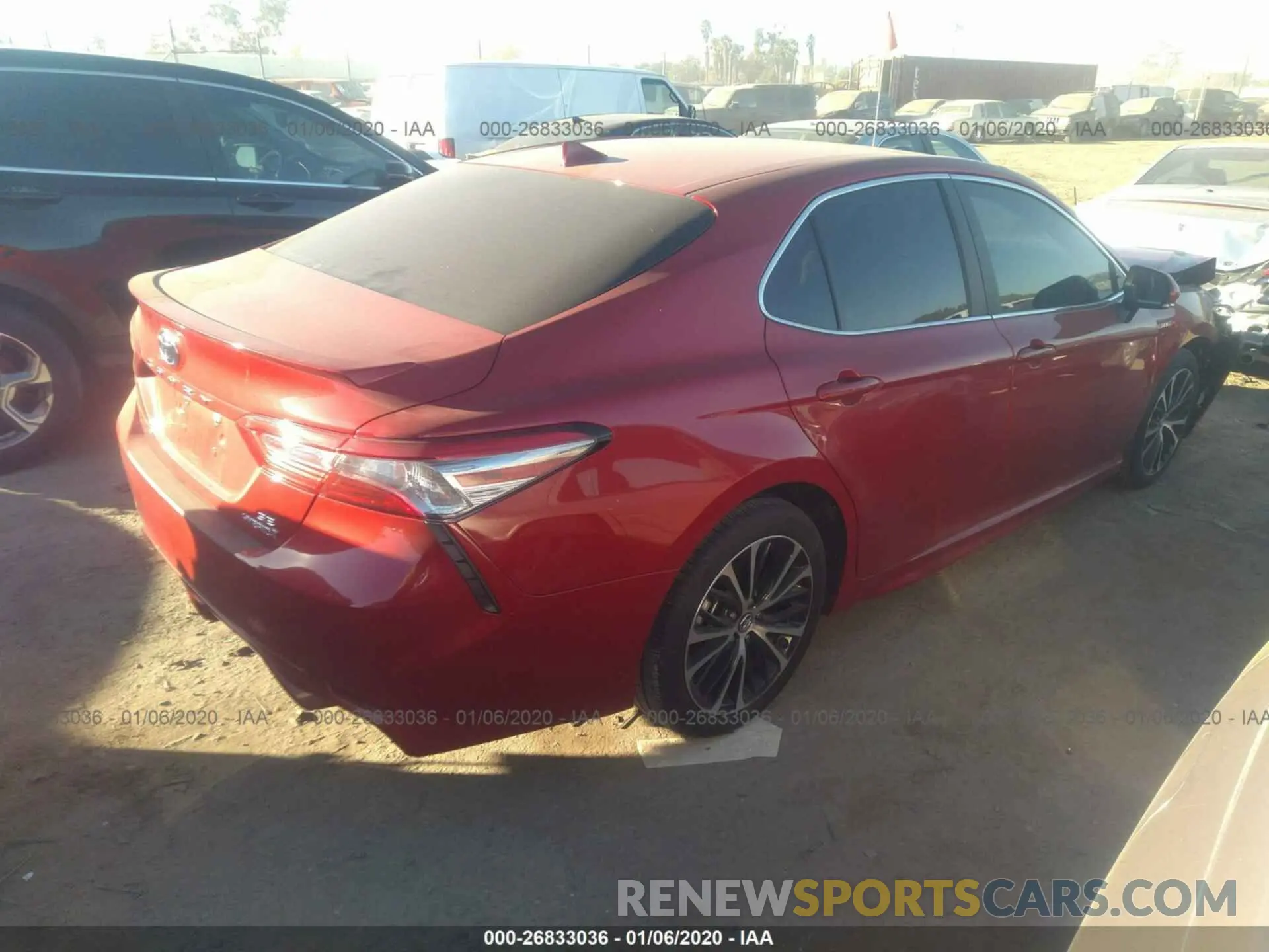 4 Photograph of a damaged car 4T1B21HK1KU012194 TOYOTA CAMRY 2019