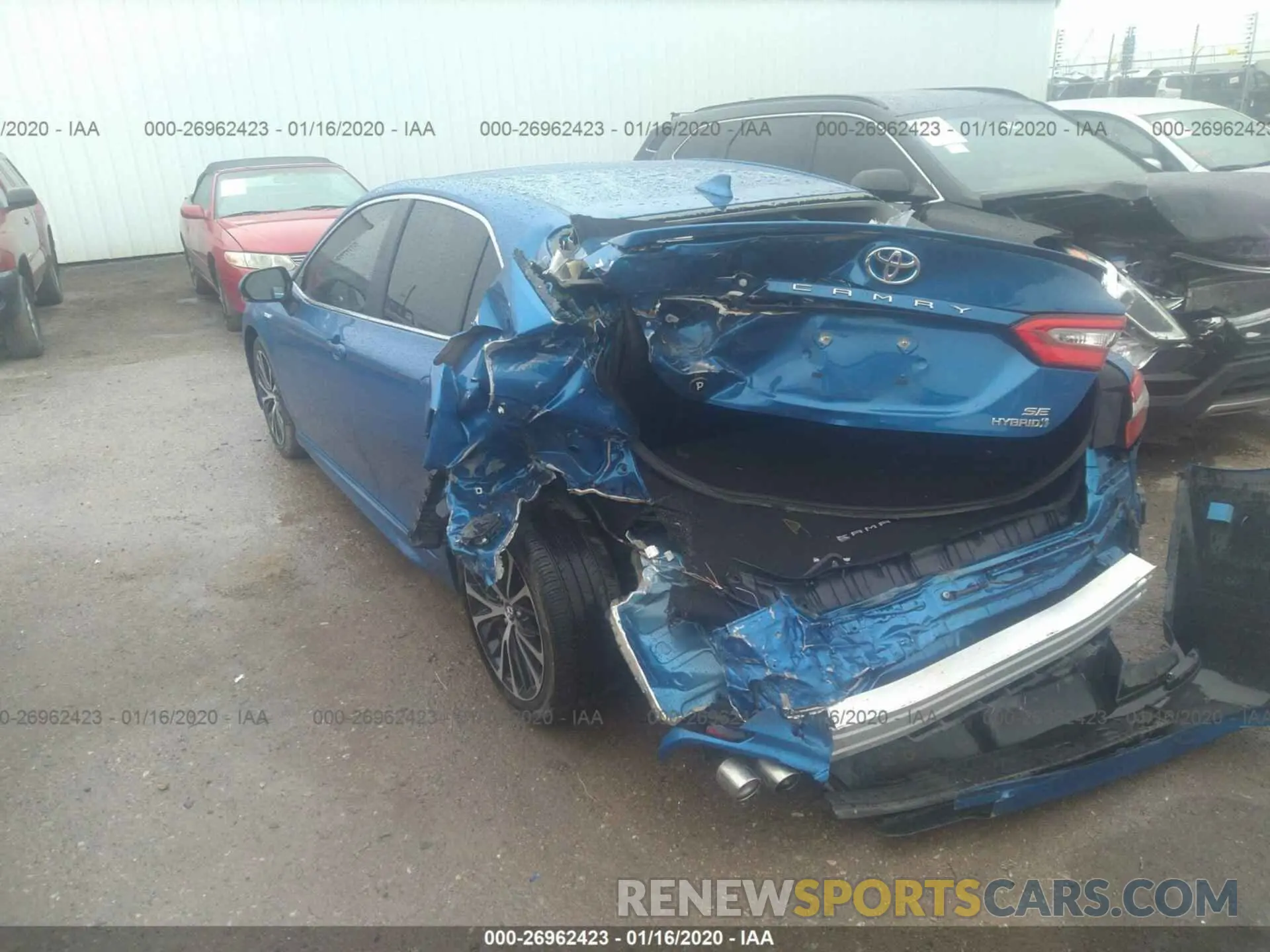 3 Photograph of a damaged car 4T1B21HK2KU011619 TOYOTA CAMRY 2019