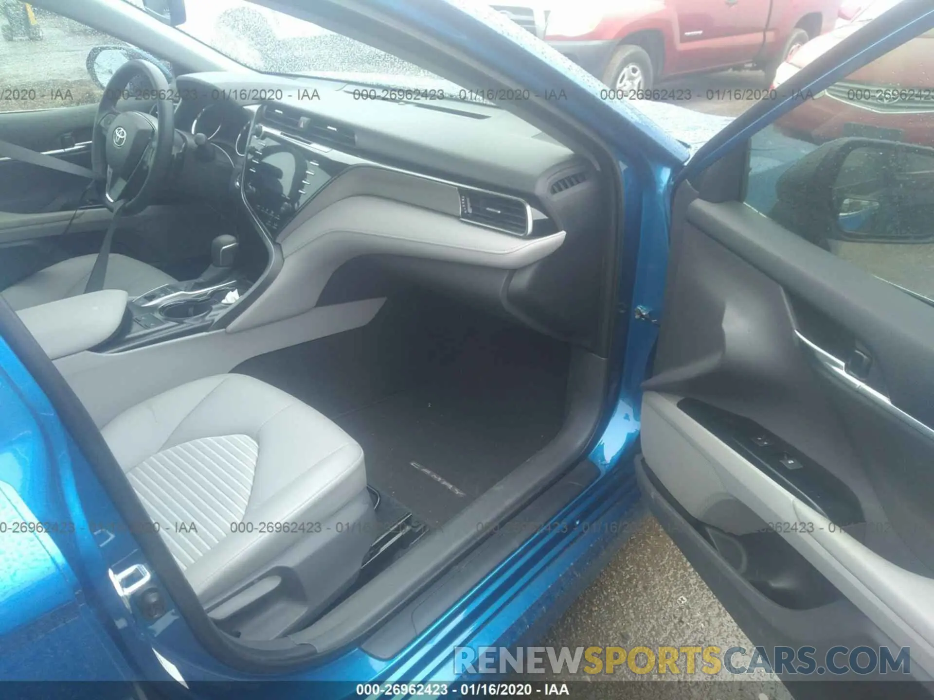 5 Photograph of a damaged car 4T1B21HK2KU011619 TOYOTA CAMRY 2019