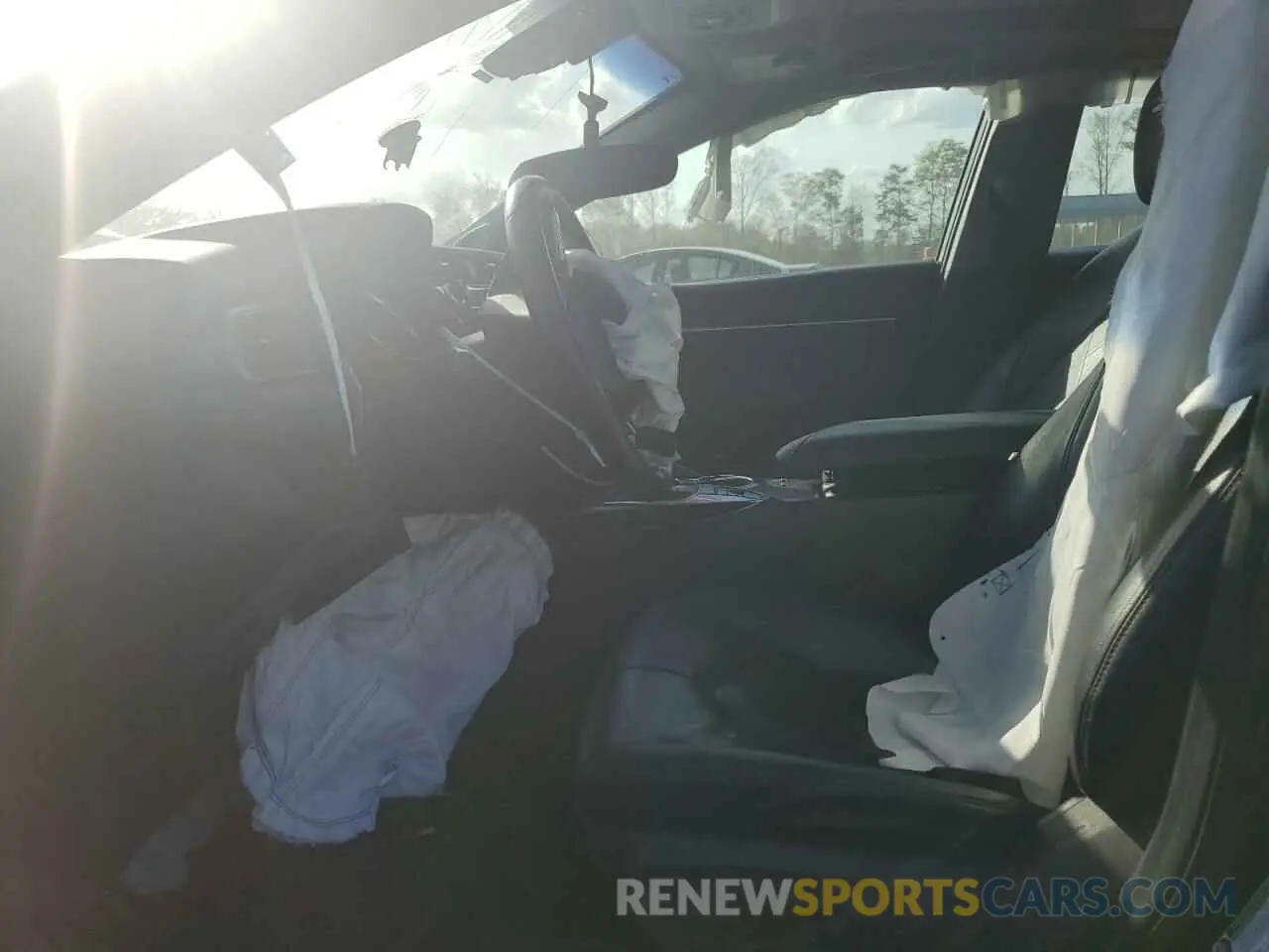 7 Photograph of a damaged car 4T1B21HK2KU519539 TOYOTA CAMRY 2019