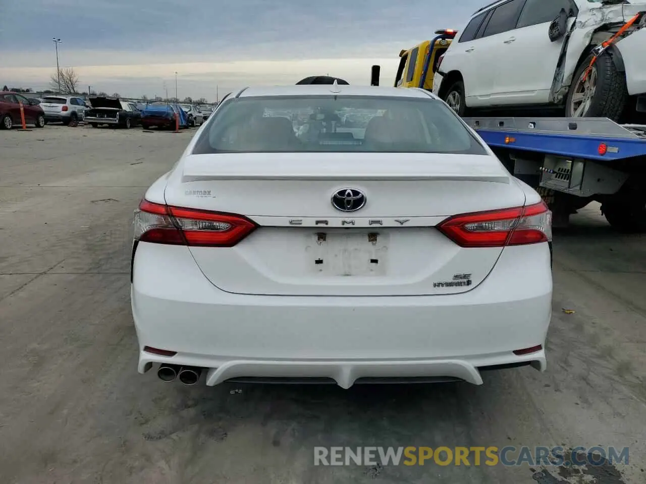 6 Фотография поврежденного автомобиля 4T1B21HK3KU011418 TOYOTA CAMRY 2019