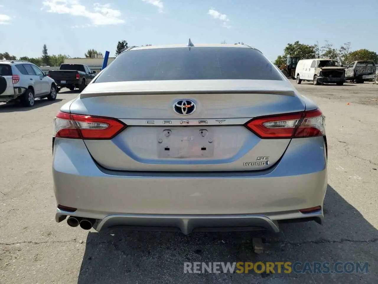 6 Photograph of a damaged car 4T1B21HK3KU011614 TOYOTA CAMRY 2019