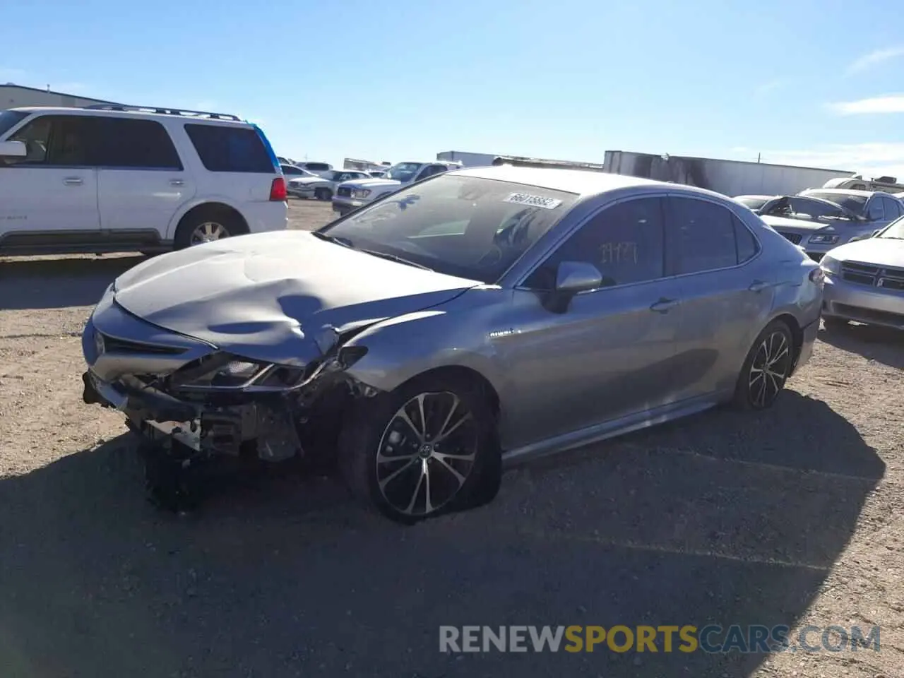 2 Фотография поврежденного автомобиля 4T1B21HK6KU011767 TOYOTA CAMRY 2019