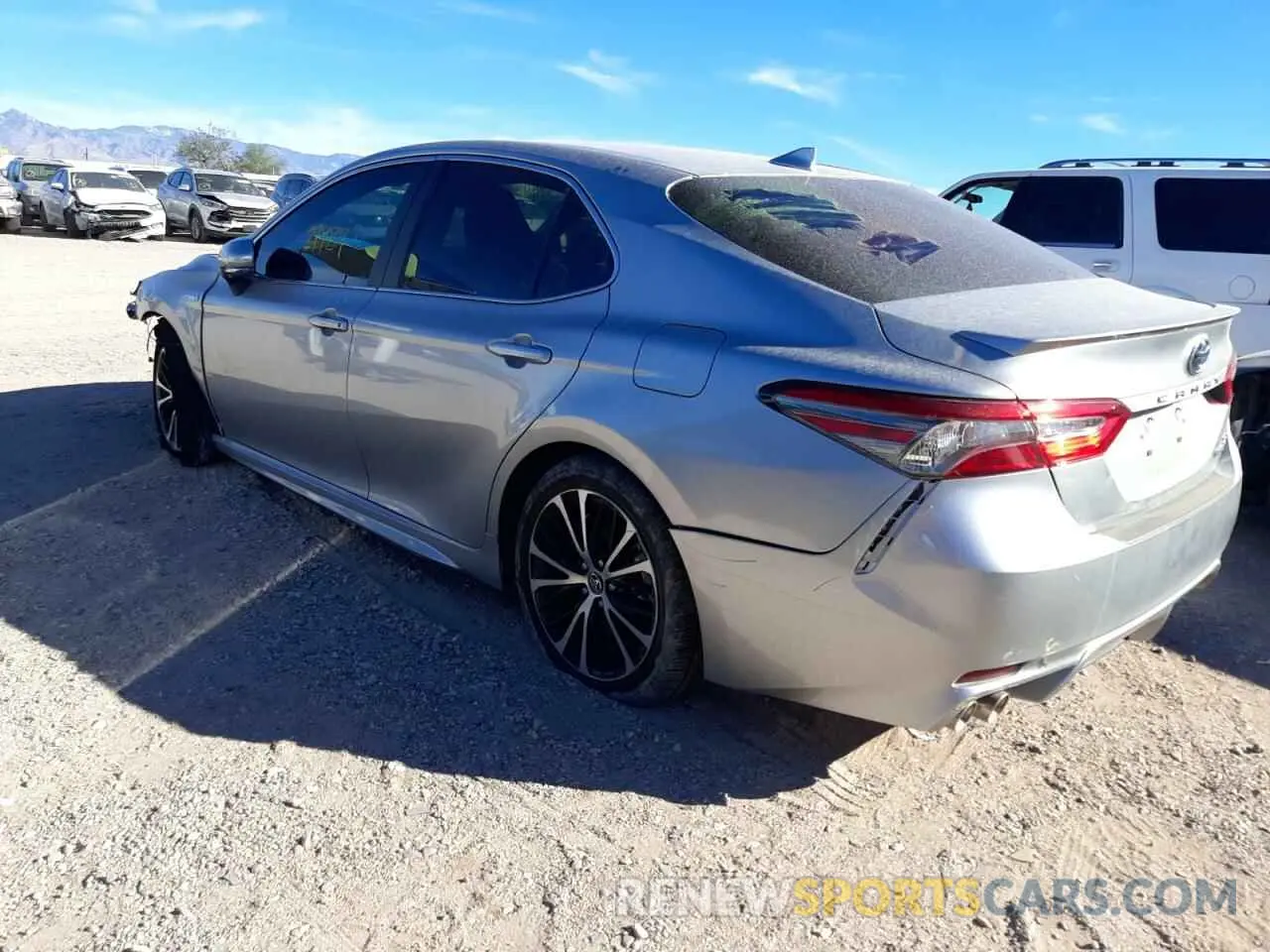 3 Фотография поврежденного автомобиля 4T1B21HK6KU011767 TOYOTA CAMRY 2019