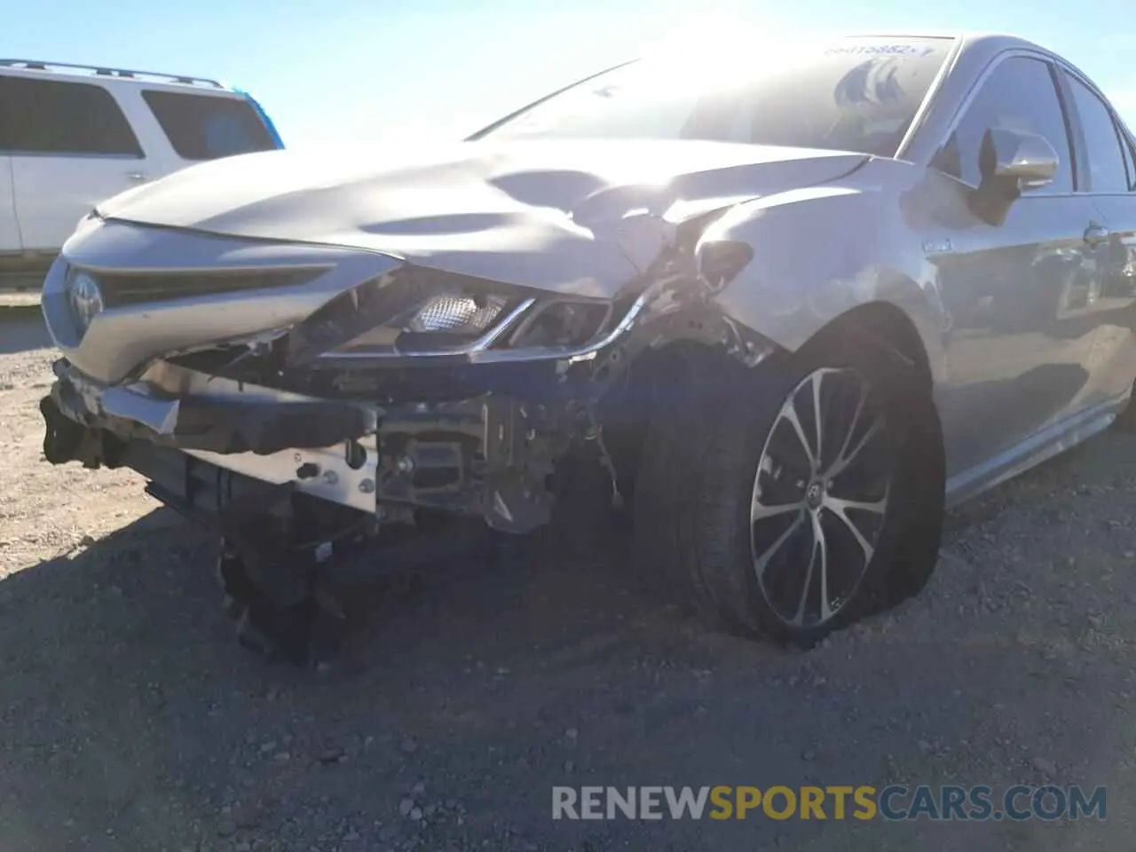 9 Фотография поврежденного автомобиля 4T1B21HK6KU011767 TOYOTA CAMRY 2019