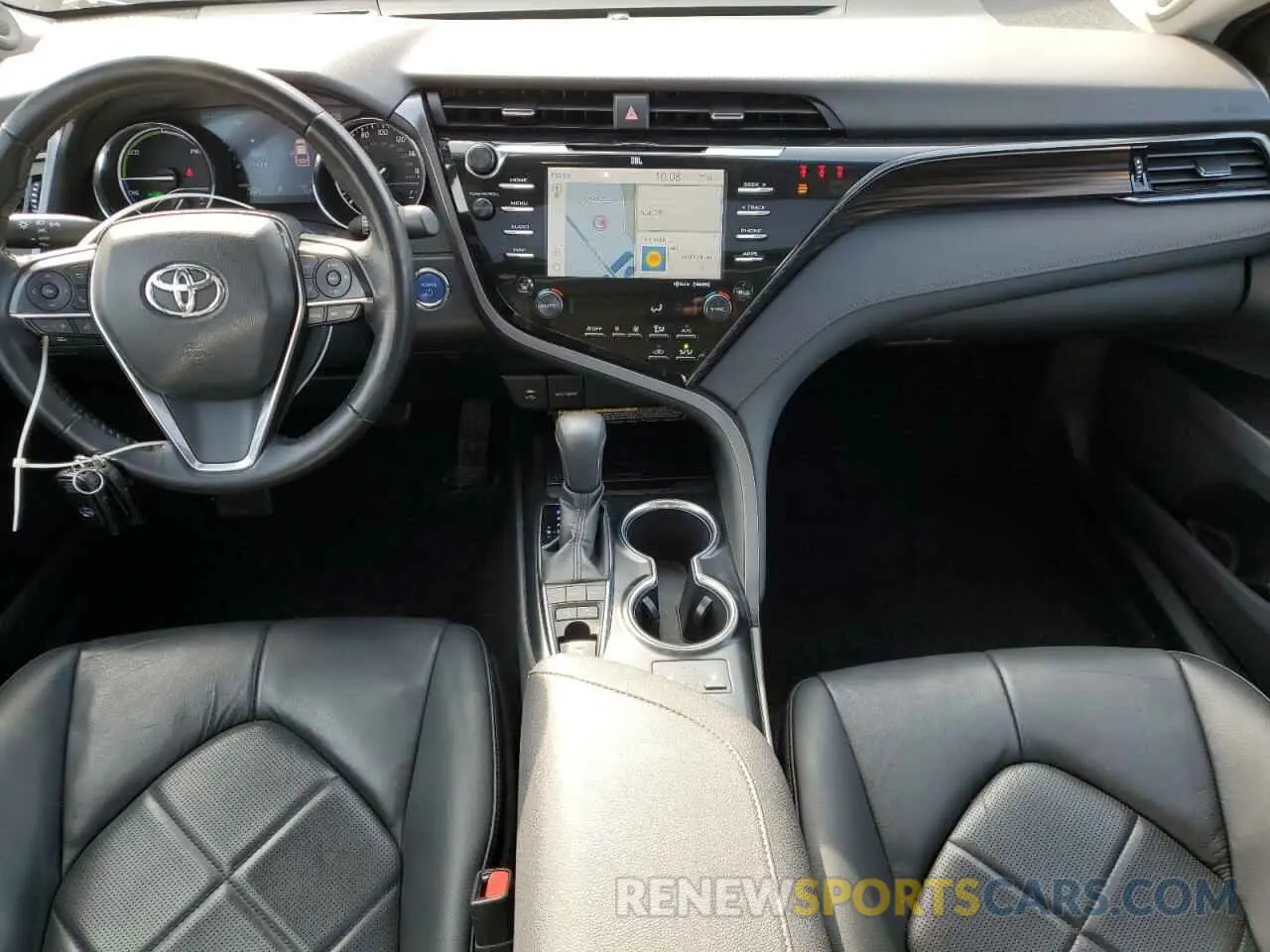 8 Photograph of a damaged car 4T1B21HK6KU513050 TOYOTA CAMRY 2019
