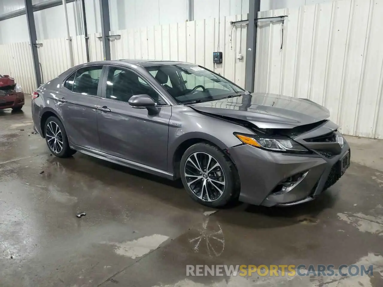 4 Фотография поврежденного автомобиля 4T1B21HK6KU519463 TOYOTA CAMRY 2019