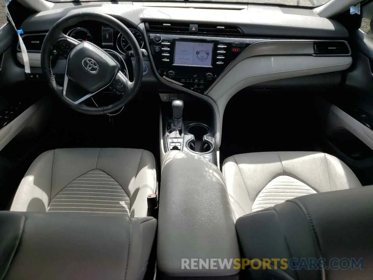 8 Фотография поврежденного автомобиля 4T1B21HK7KU521576 TOYOTA CAMRY 2019