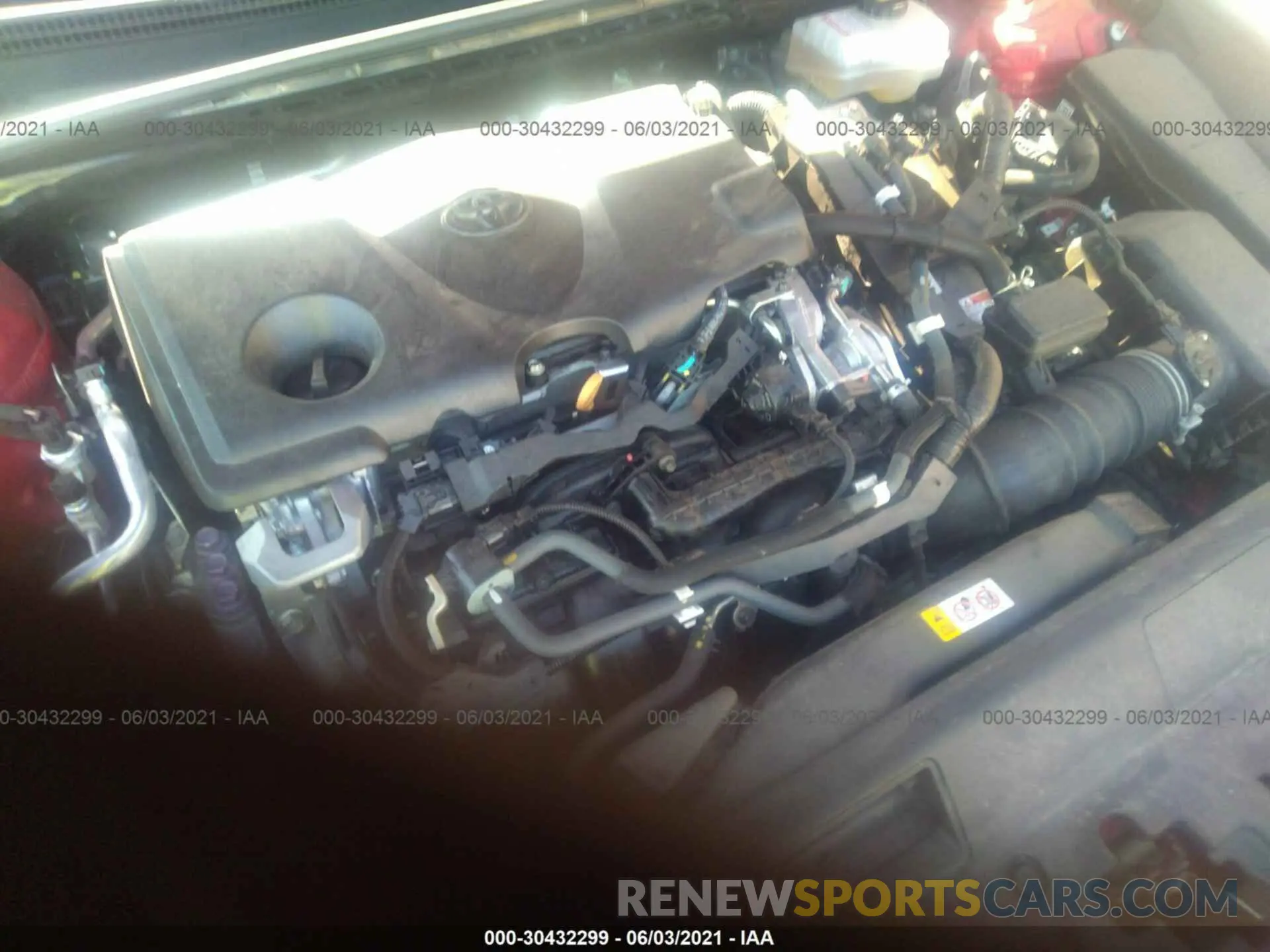10 Photograph of a damaged car 4T1B21HK9KU014484 TOYOTA CAMRY 2019