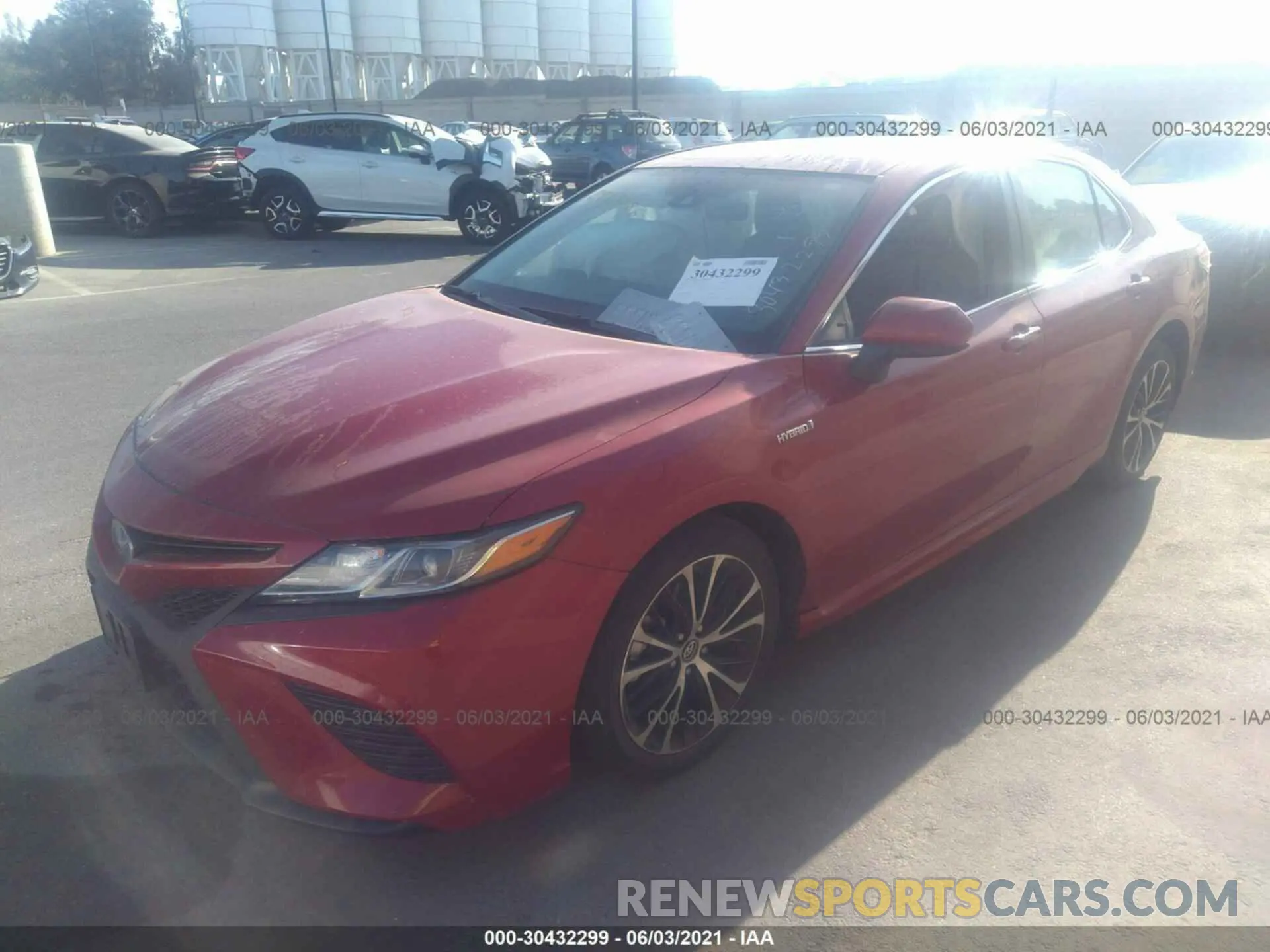 2 Photograph of a damaged car 4T1B21HK9KU014484 TOYOTA CAMRY 2019