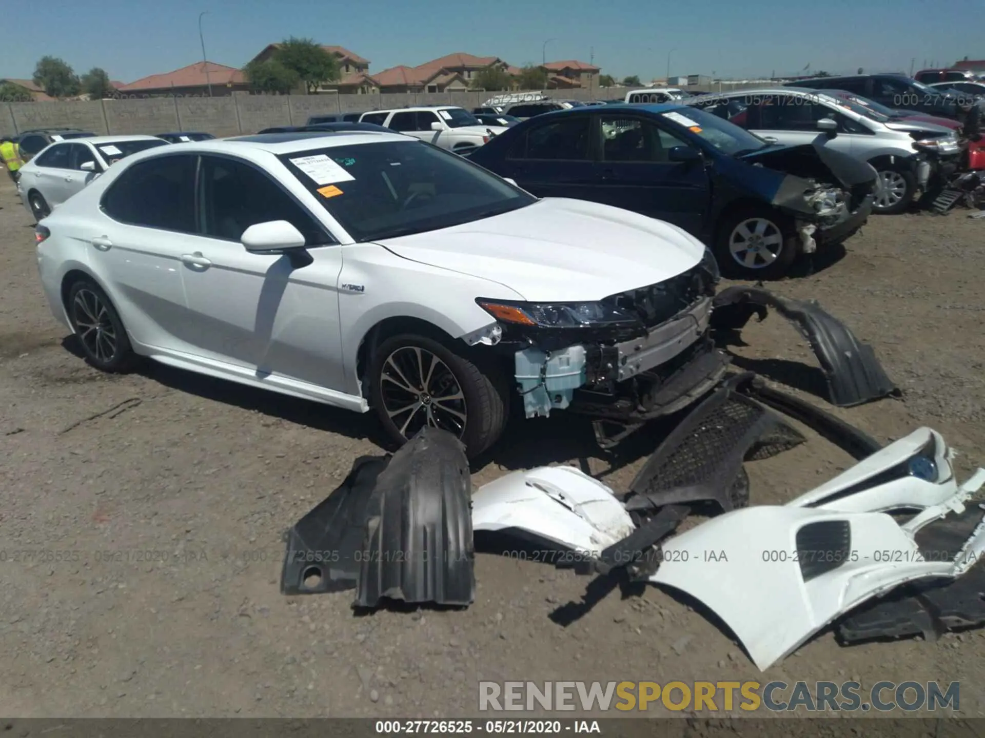 1 Photograph of a damaged car 4T1B21HKXKU518722 TOYOTA CAMRY 2019