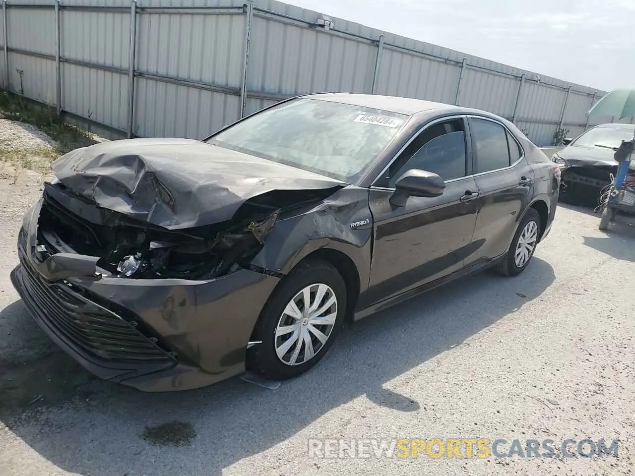 1 Photograph of a damaged car 4T1B31HK0KU005668 TOYOTA CAMRY 2019