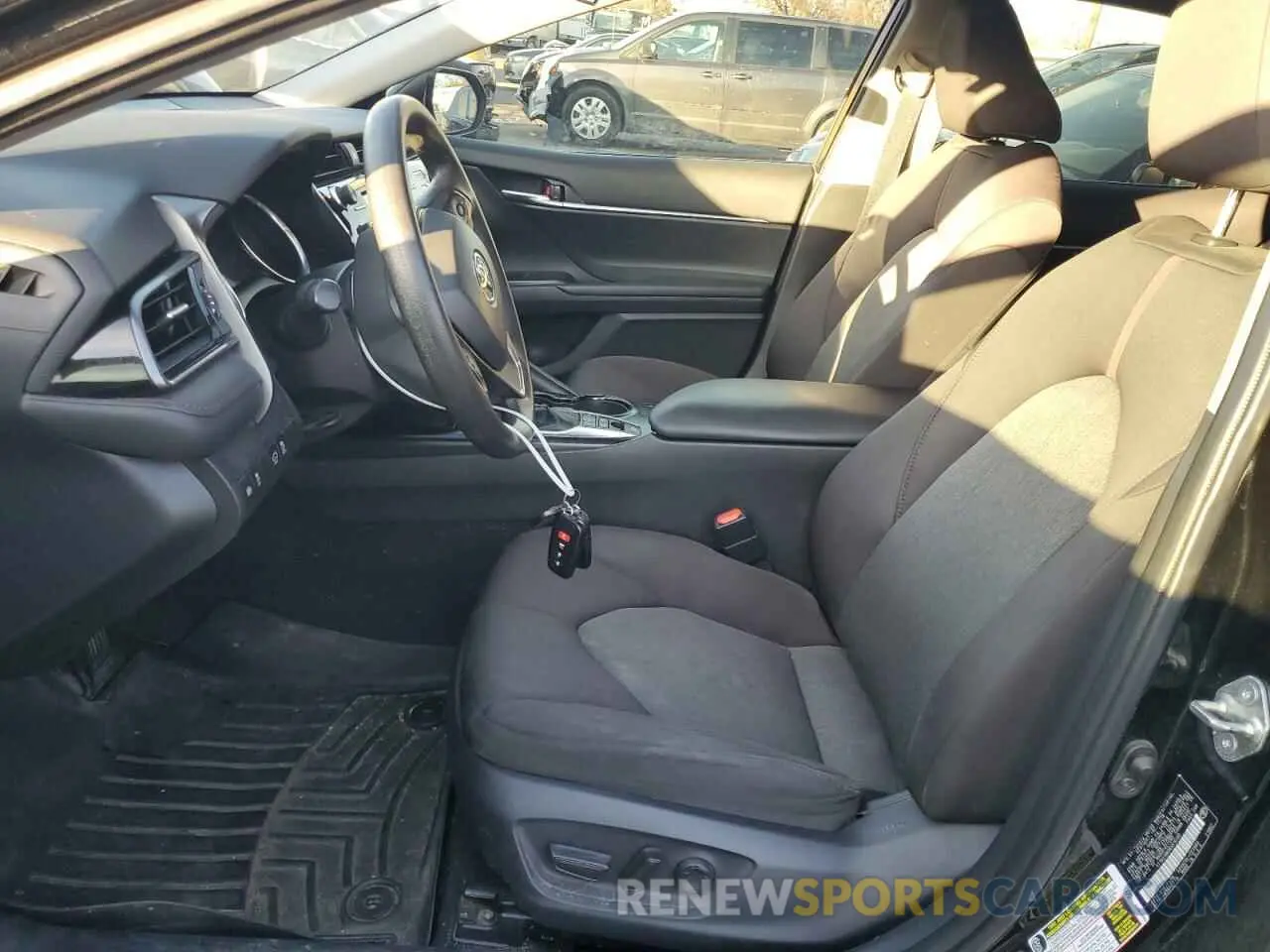 7 Photograph of a damaged car 4T1B31HK0KU510190 TOYOTA CAMRY 2019