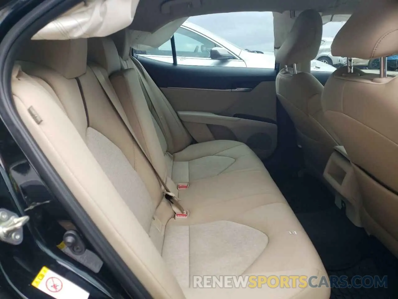 6 Photograph of a damaged car 4T1B31HK1KU006599 TOYOTA CAMRY 2019