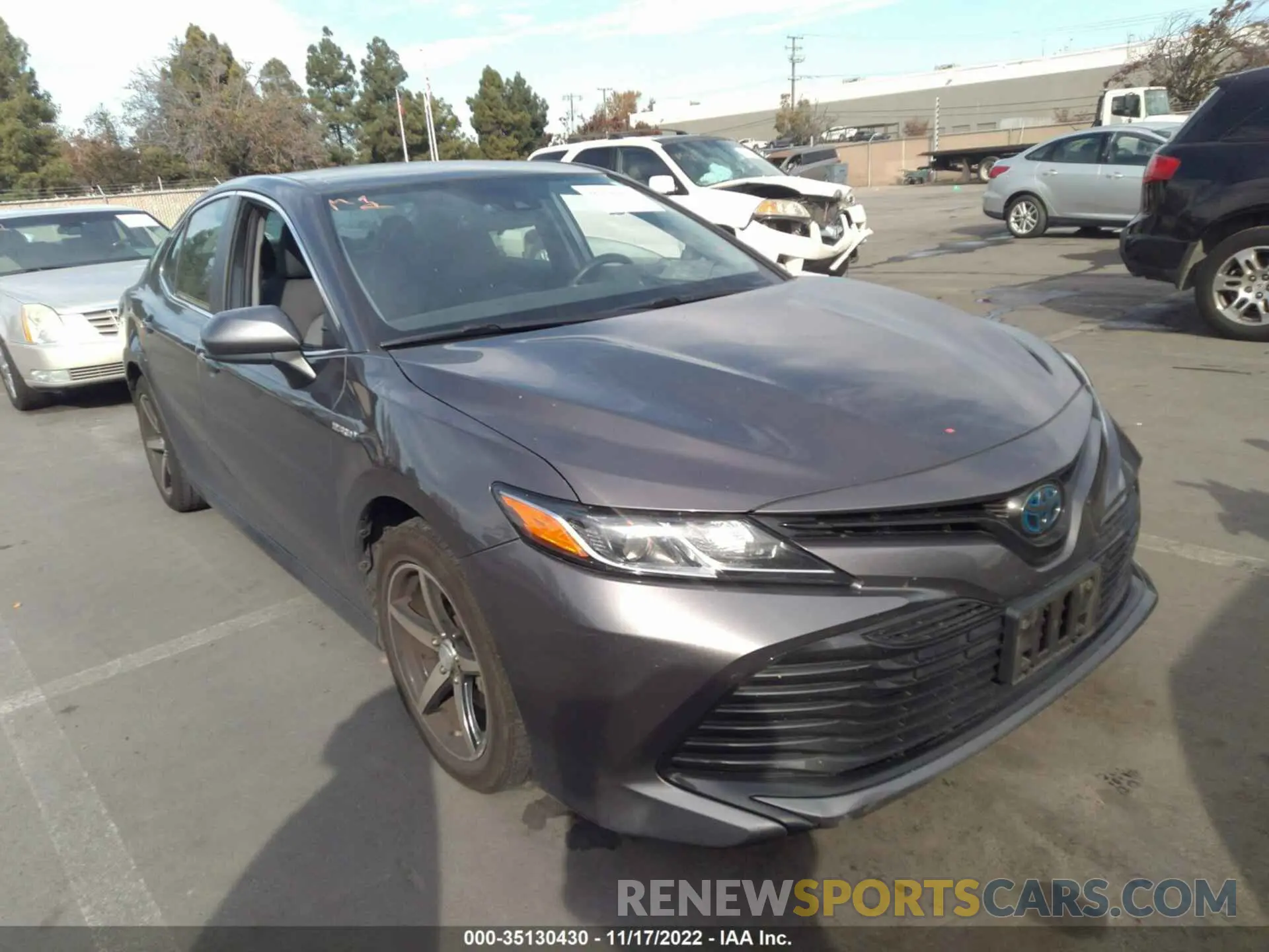 1 Photograph of a damaged car 4T1B31HK1KU509307 TOYOTA CAMRY 2019