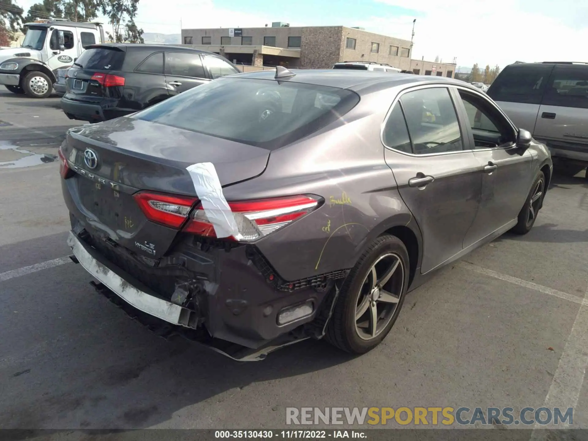 4 Photograph of a damaged car 4T1B31HK1KU509307 TOYOTA CAMRY 2019