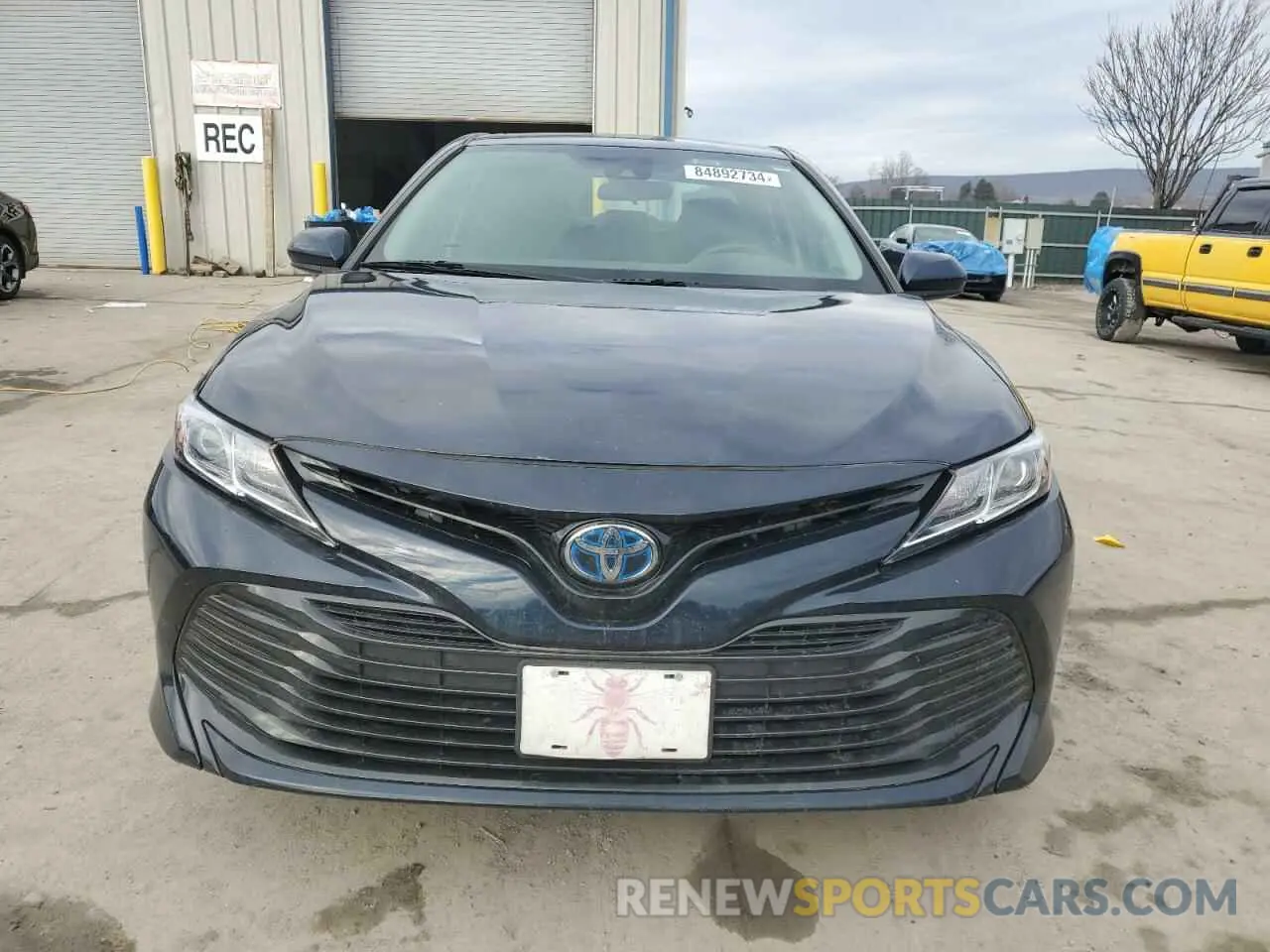 5 Photograph of a damaged car 4T1B31HK1KU510943 TOYOTA CAMRY 2019