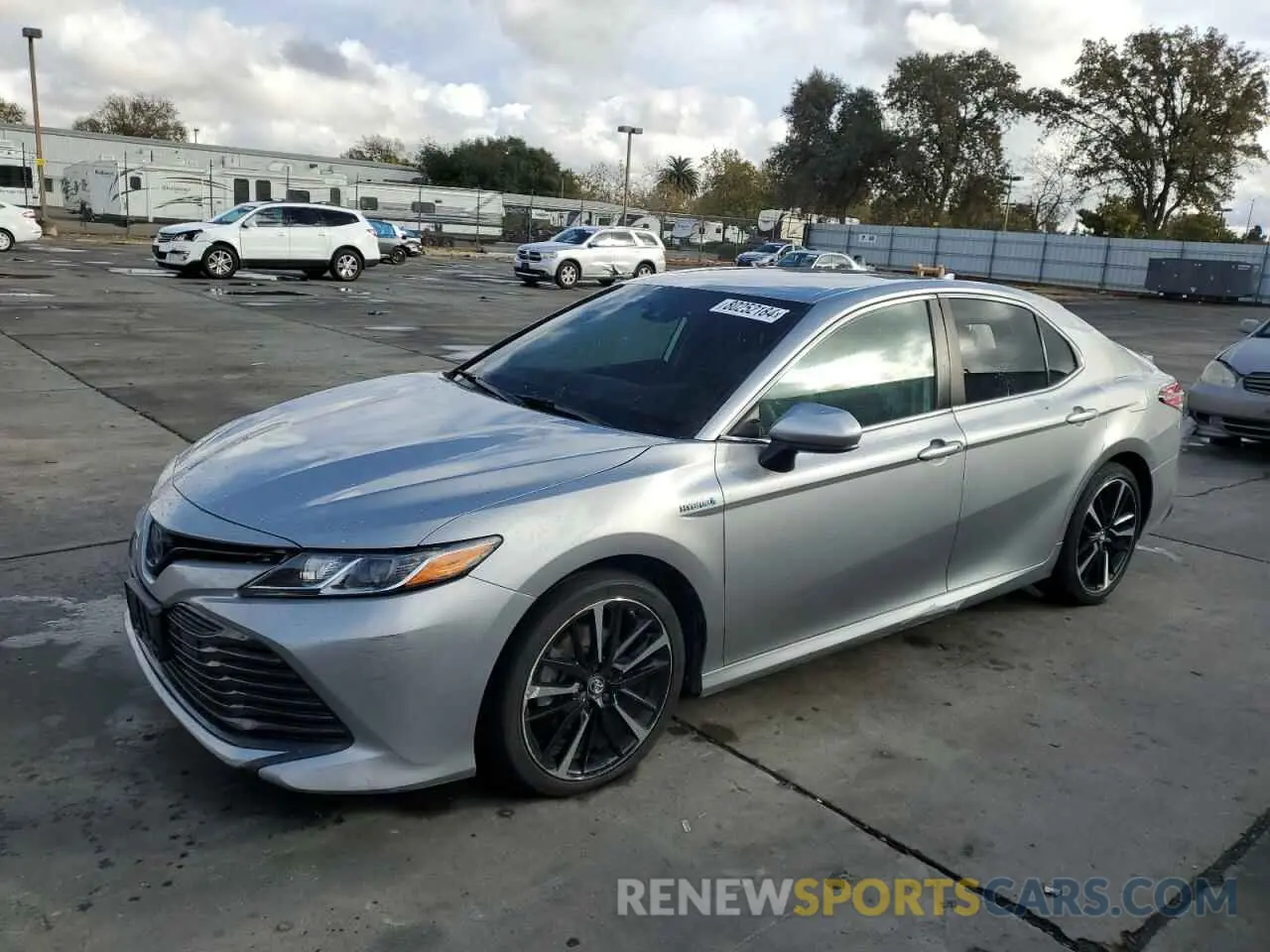 1 Photograph of a damaged car 4T1B31HK2KU005333 TOYOTA CAMRY 2019