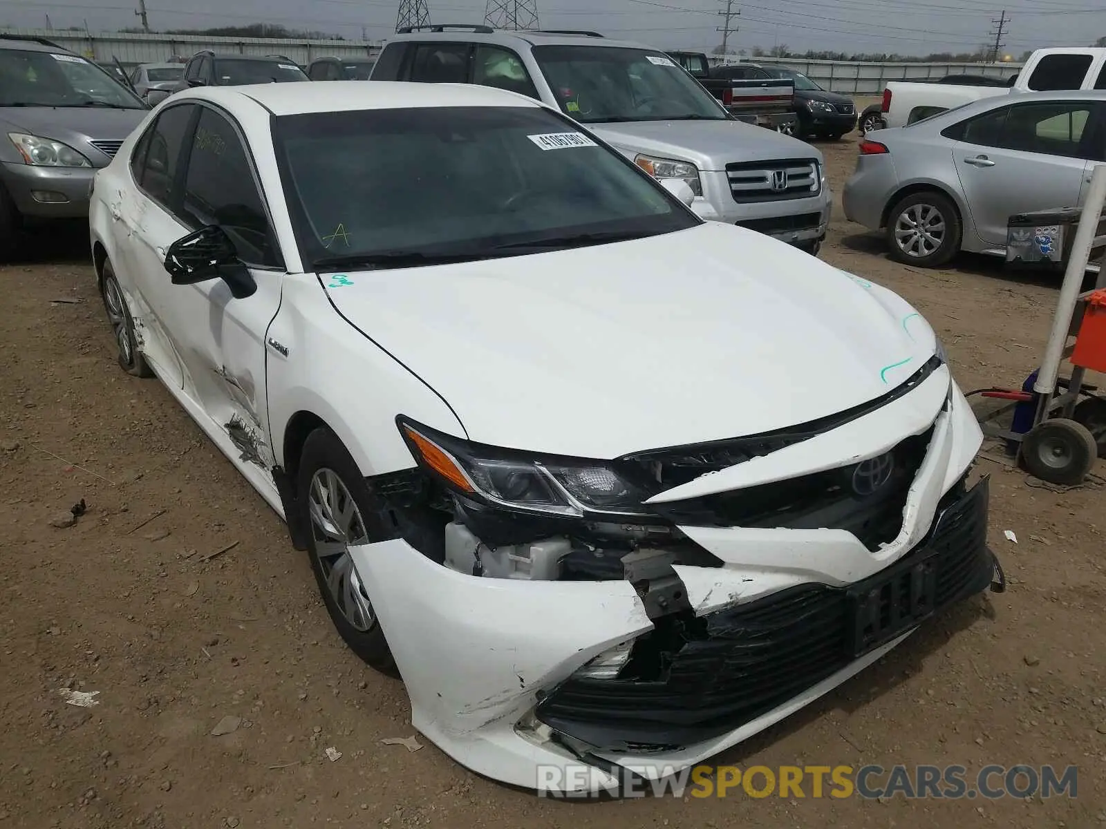 1 Photograph of a damaged car 4T1B31HK2KU005624 TOYOTA CAMRY 2019